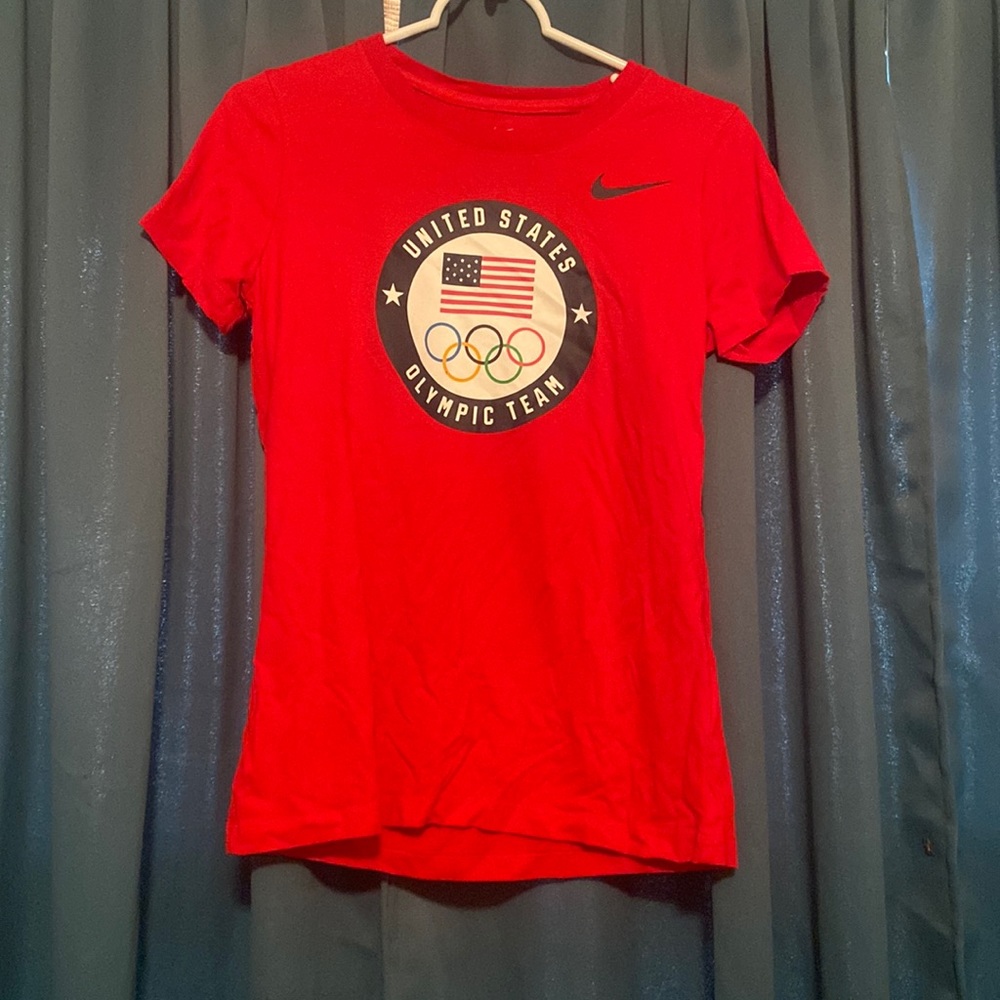 Nike Women’s USA Olympic Team Shirt (small)